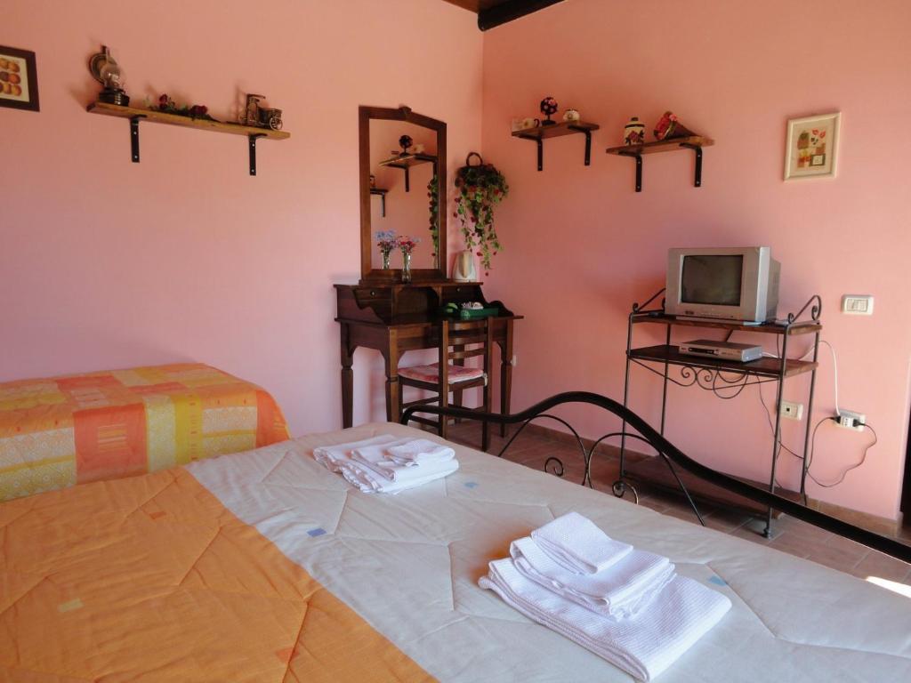 Il Covo Dei Briganti Hotel Latera Luaran gambar